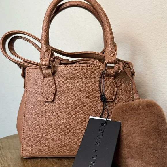 Kendall + Kylie brown mini crossbody tote bag with fuzzy coin purse, NWT - Picture 2 of 11